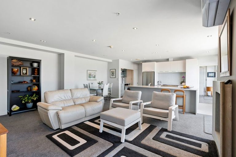 Photo of property in Maison Apartments, 403/16 Huron Street, Takapuna, Auckland, 0622
