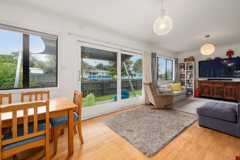 Photo of property in 100 Rangatira Drive, Mangakino, 3421