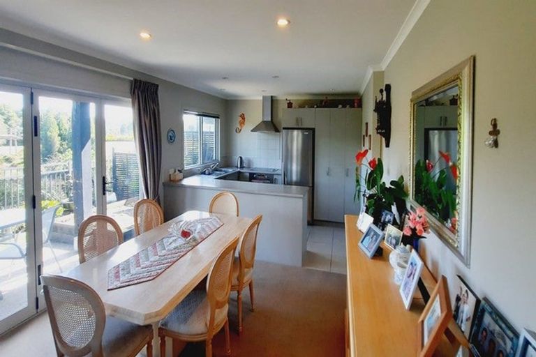 Photo of property in 29 Bridgewater Way, Pyes Pa, Tauranga, 3112
