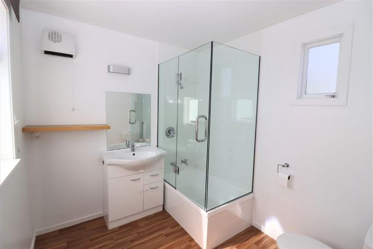 Photo of property in 112 Selwyn Street, Somerfield, Christchurch, 8024