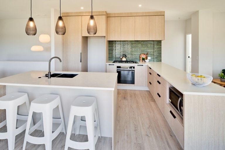 Photo of property in 38 Hokioi Drive, Kenepuru, Porirua, 5022