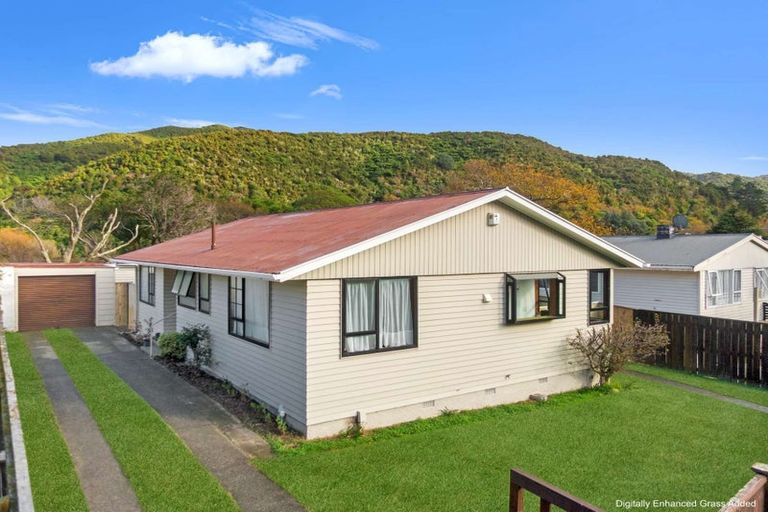 Photo of property in 8 Ngaturi Grove, Wainuiomata, Lower Hutt, 5014