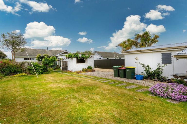 Photo of property in 6 Holmes Street, Waimate, 7924