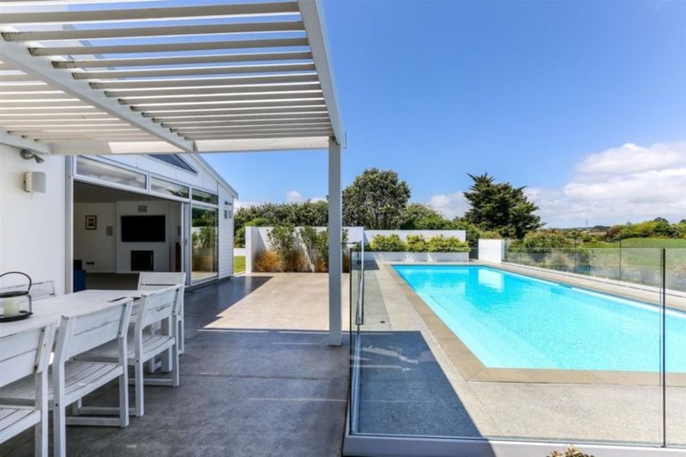 Photo of property in 340 Smart Road, Hillsborough, New Plymouth, 4372