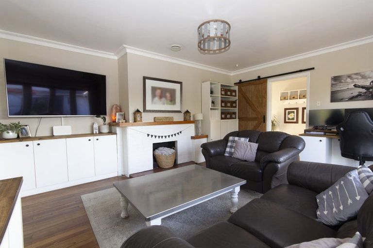 Photo of property in 61 Terou Street, Manaia, 4612