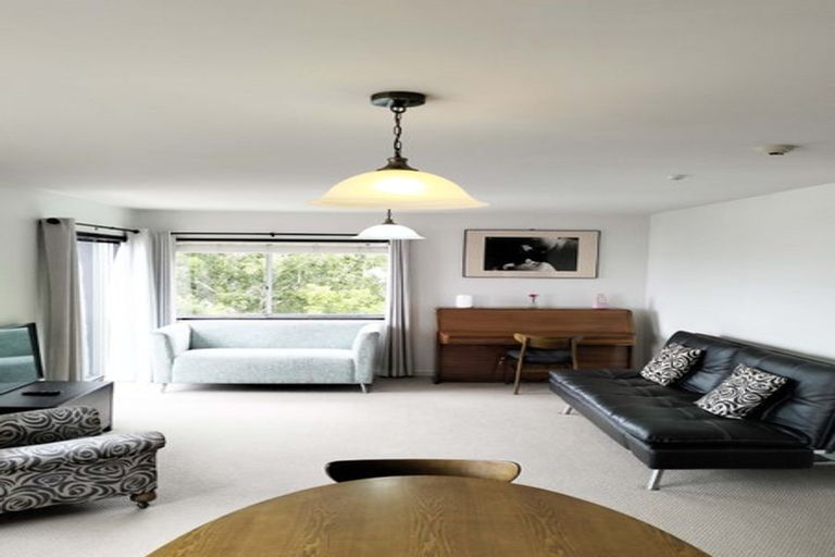 Photo of property in Mansfield Towers, 1 Grant Road, Thorndon, Wellington, 6011