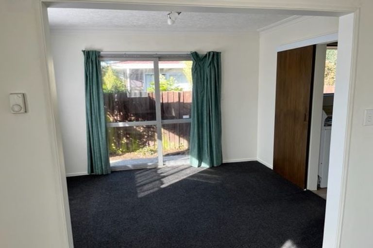 Photo of property in 1/61 Ambleside Drive, Burnside, Christchurch, 8053