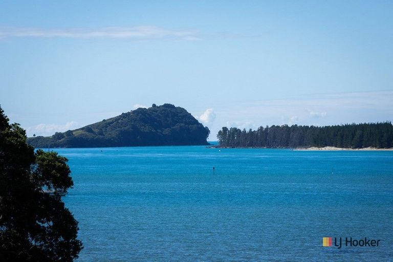 Photo of property in 30a Harbour View Road, Tahawai, Katikati, 3170