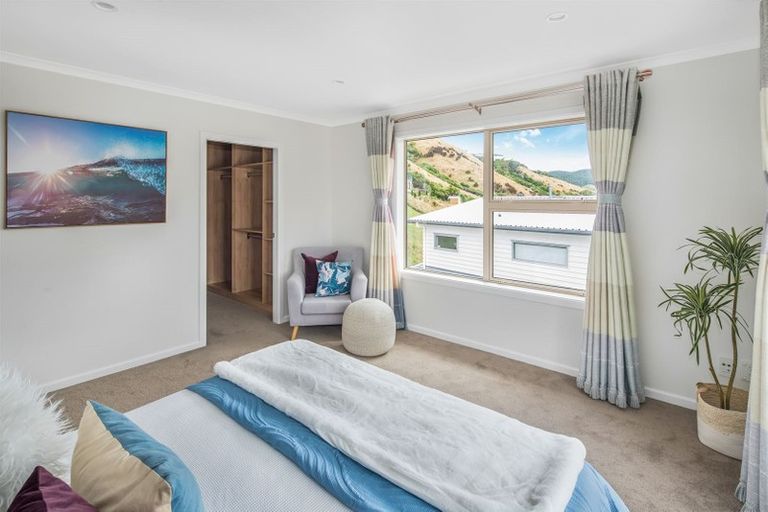 Photo of property in 41 Melksham Drive, Churton Park, Wellington, 6037