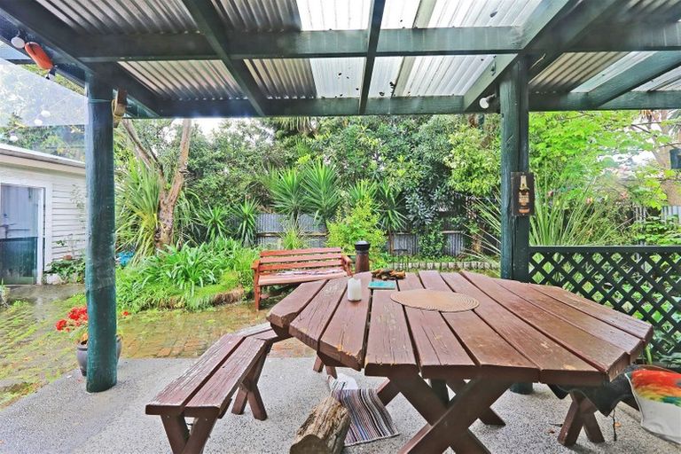 Photo of property in 703 Frederick Street, Mahora, Hastings, 4120