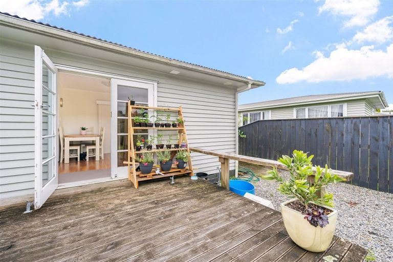 Photo of property in 12 Benge Crescent, Clouston Park, Upper Hutt, 5018