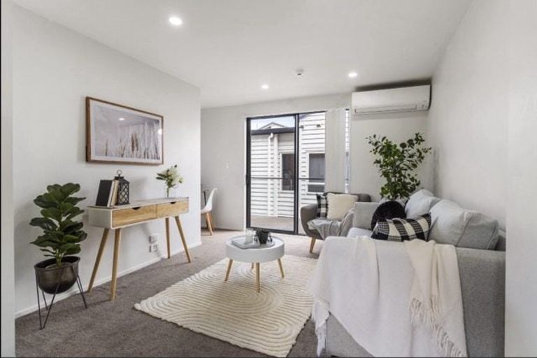 Photo of property in 21 Marumaru Lane, Manurewa, Auckland, 2102