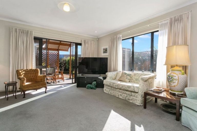 Photo of property in 44a Hall Street, Cambridge, 3434