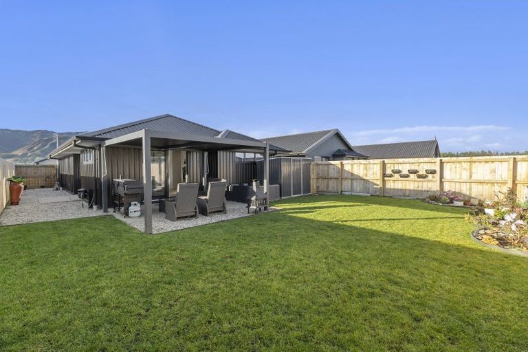 Photo of property in 12 Guthrie Street, Lake Hawea, 9382