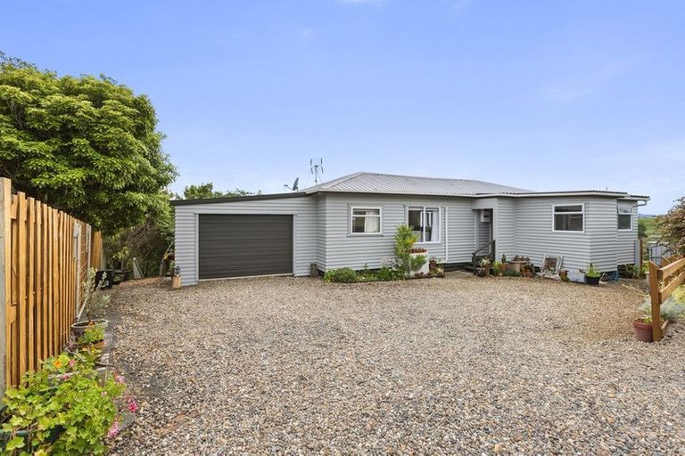 Photo of property in 24b Manukau Road, Raglan, 3225