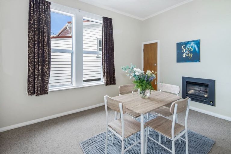 Photo of property in 6 Tarawera Road, Johnsonville, Wellington, 6037