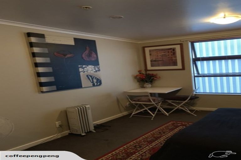 Photo of property in Aitken Street Apartments, 202/5 Aitken Street, Thorndon, Wellington, 6011