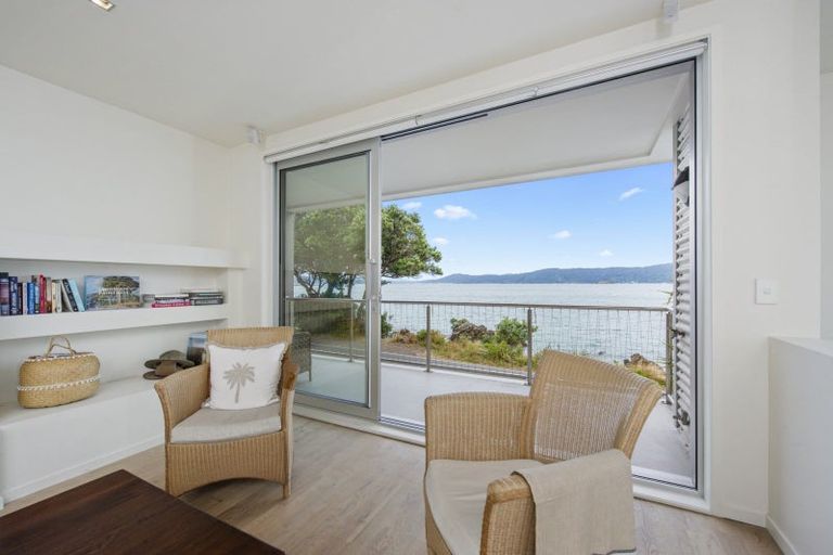 Photo of property in 3/363 Karaka Bay Road, Karaka Bays, Wellington, 6022