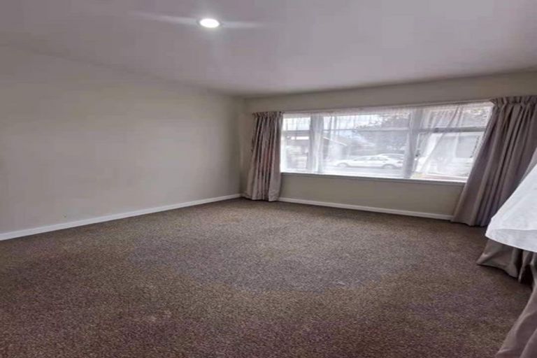 Photo of property in 36 Charlcott Street, Burnside, Christchurch, 8053