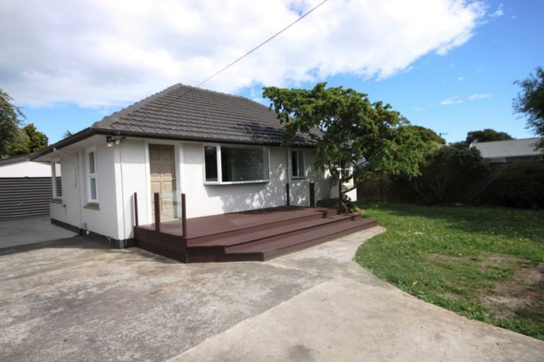 Photo of property in 35 Pembroke Street, Avondale, Christchurch, 8061