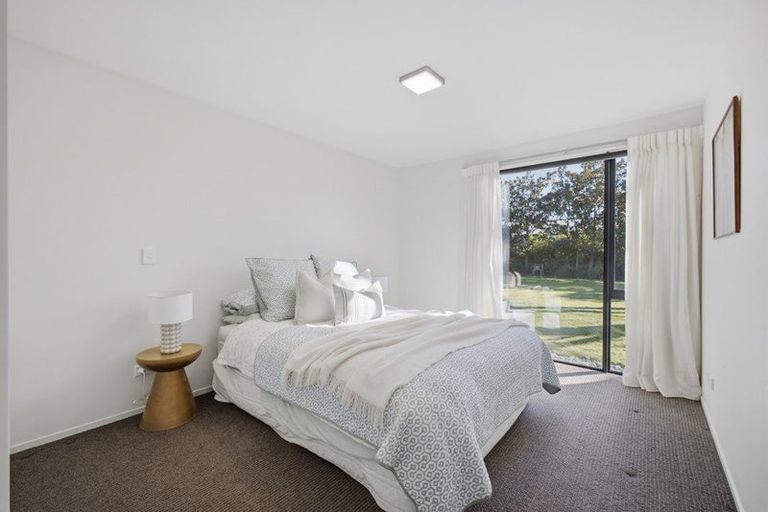 Photo of property in 38 Grassmere Street, Papanui, Christchurch, 8052
