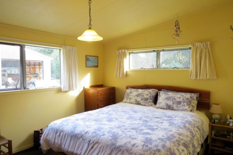 Photo of property in 475 Driving Creek Road, Coromandel, 3506