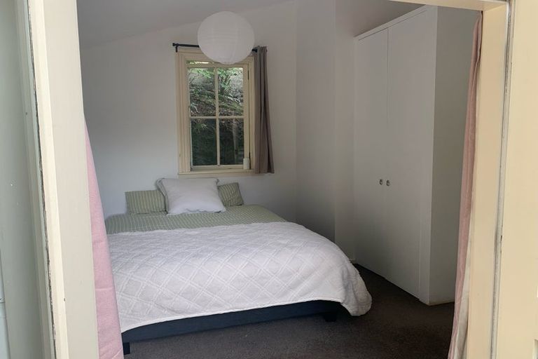 Photo of property in 183 Glenmore Street, Kelburn, Wellington, 6012