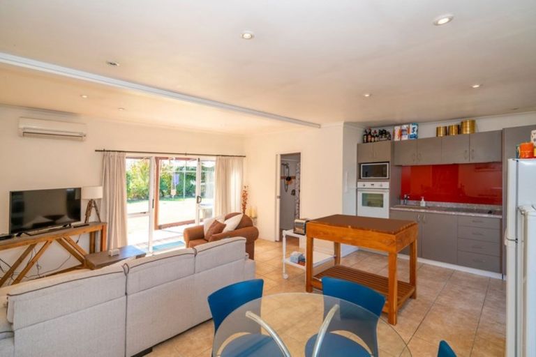 Photo of property in 13 Cook Drive, Whitianga, 3510