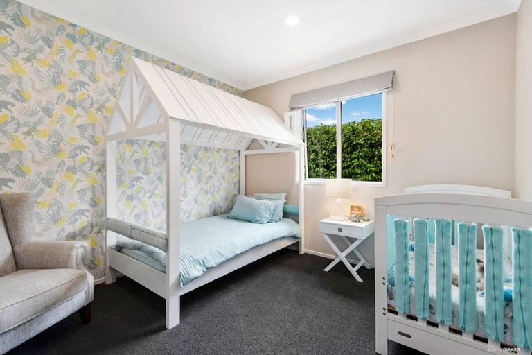 Photo of property in 3 Armstrong Way, Waiuku, 2123