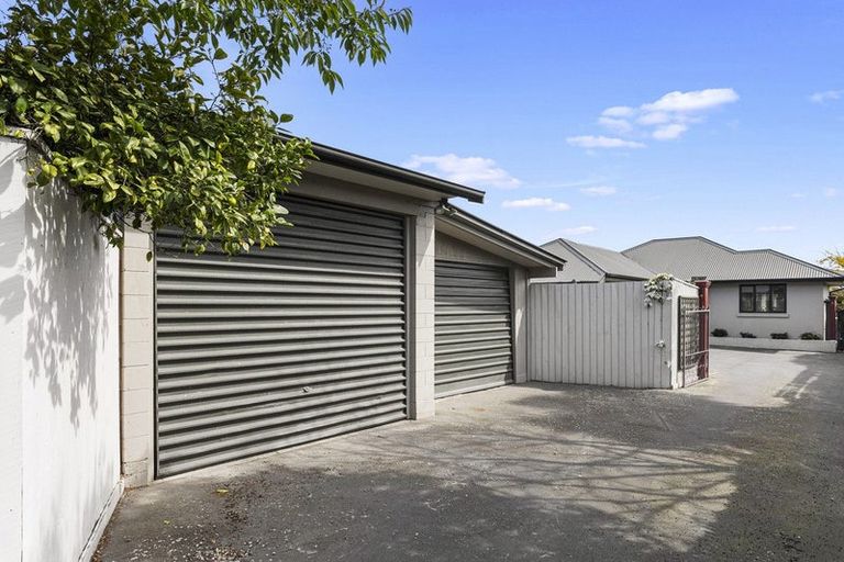 Photo of property in 5 Badger Street, Parklands, Christchurch, 8083