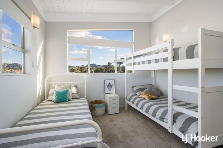 Photo of property in 4 Hereford Place, Waihi Beach, 3611