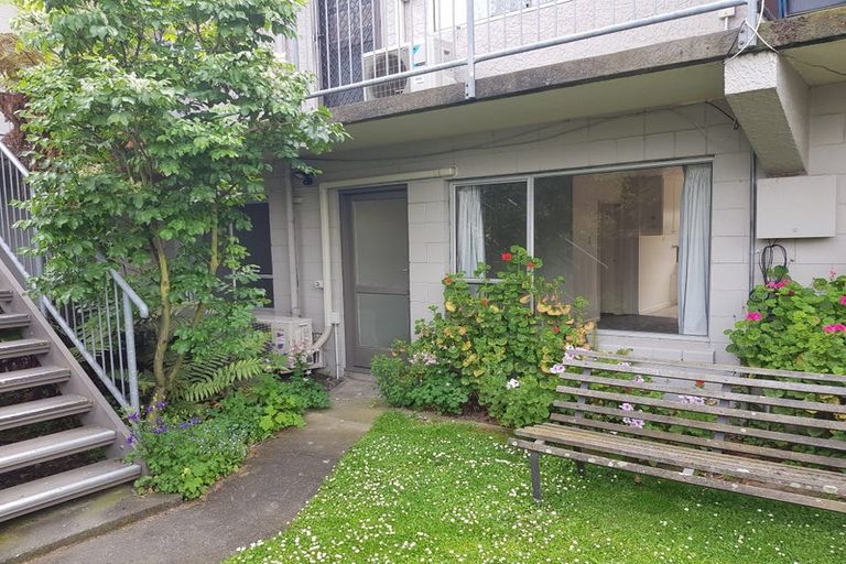 Photo of property in 2/72 Fairfield Avenue, Addington, Christchurch, 8024