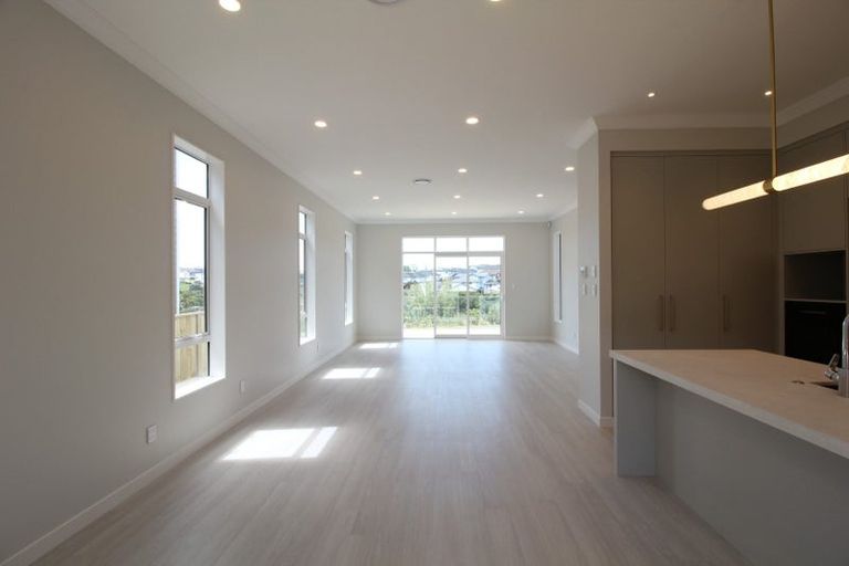 Photo of property in 157a Bonair Crescent, Silverdale, 0932