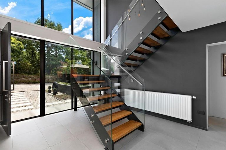 Photo of property in 289 Riverbank Road, Wanaka, 9382