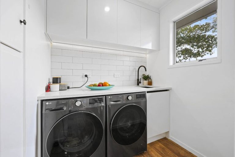 Photo of property in 17 Sherie Place, Howick, Auckland, 2014