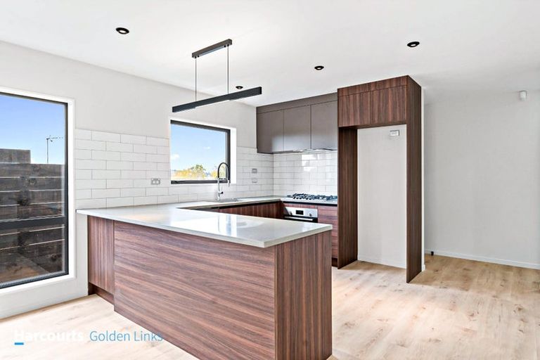 Photo of property in 51a Fitzwater Place, Henderson, Auckland, 0612