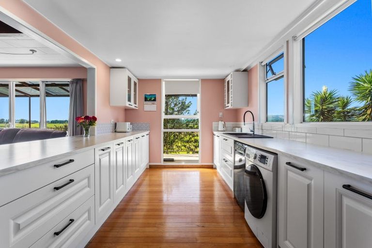 Photo of property in 131 College Road, Edgecumbe, 3120