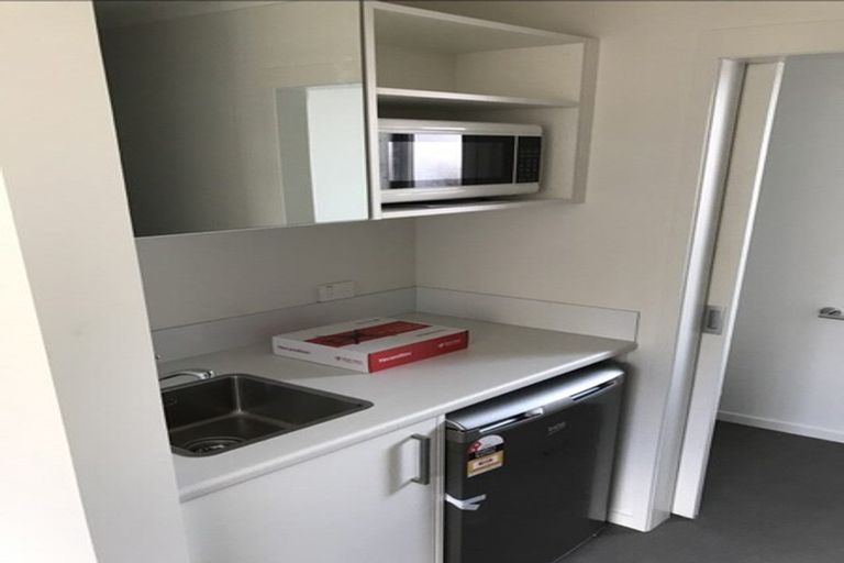 Photo of property in 2/7 Hibiscus Avenue, Hamilton Lake, Hamilton, 3204