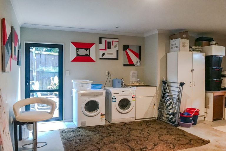 Photo of property in 106 Meadowland Drive, Somerville, Auckland, 2014