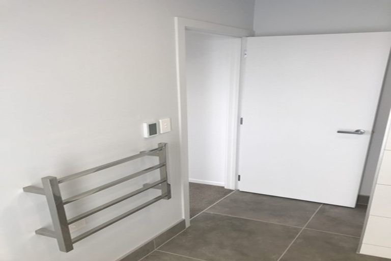 Photo of property in 217/3 Kaipiho Lane, Albany, Auckland, 0632