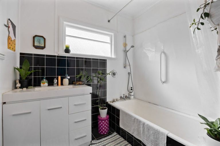 Photo of property in 67 Muritai Street, Tahunanui, Nelson, 7011