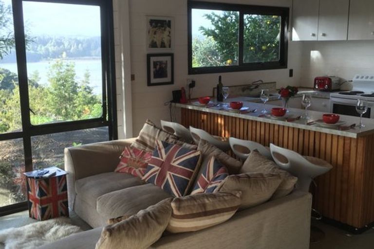 Photo of property in 4 Ross Street, Opua, 0200