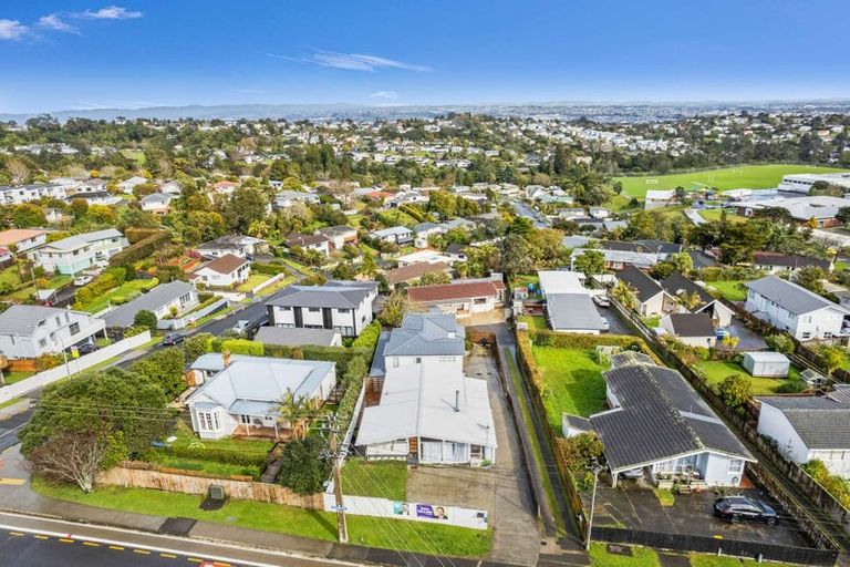 Photo of property in 116c Birkdale Road, Birkdale, Auckland, 0626