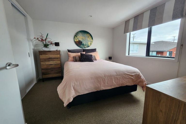 Photo of property in 10/50 Ocean View Road, Northcote, Auckland, 0627
