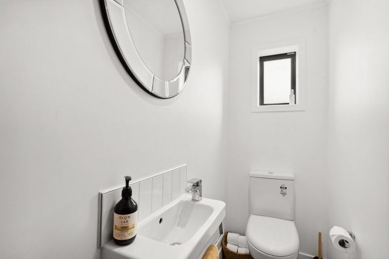 Photo of property in 32 Hood Crescent, Arrowtown, 9302