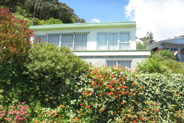 Photo of property in 15 Bush Point Road, Cable Bay, 0420