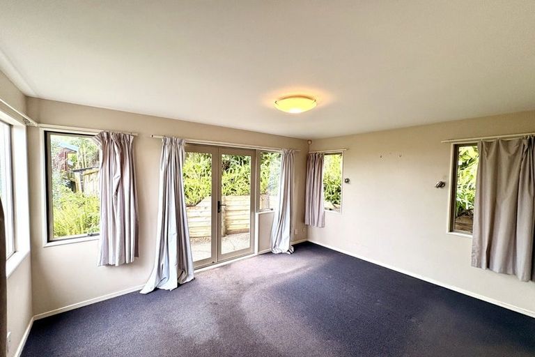Photo of property in 41a Palliser Lane, Browns Bay, Auckland, 0632
