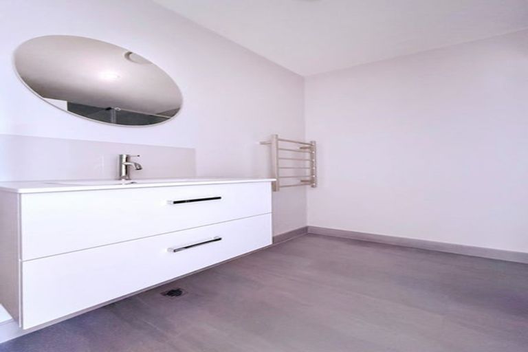 Photo of property in 116 Te Puketoka Lane, Mangere, Auckland, 2022