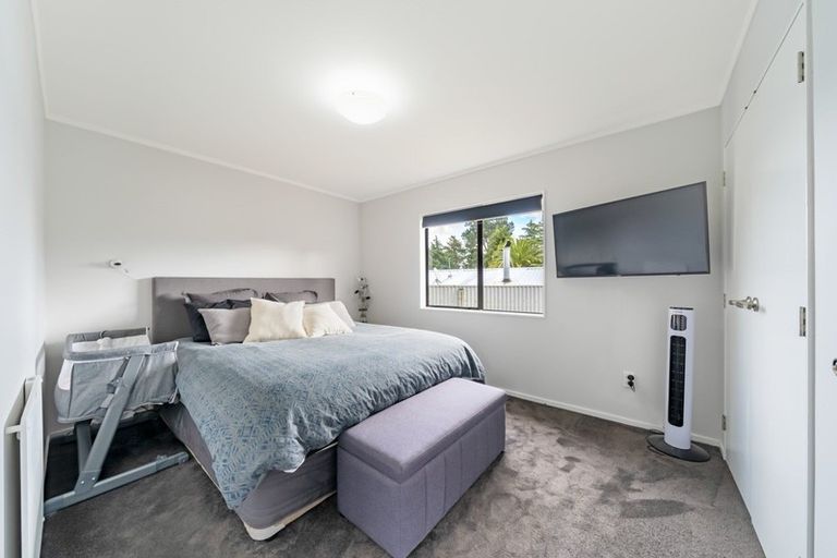 Photo of property in 46 Norana Road, Timberlea, Upper Hutt, 5018