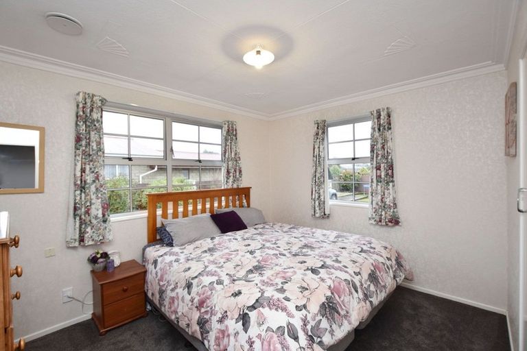 Photo of property in 3 Maltby Street, Waikiwi, Invercargill, 9810